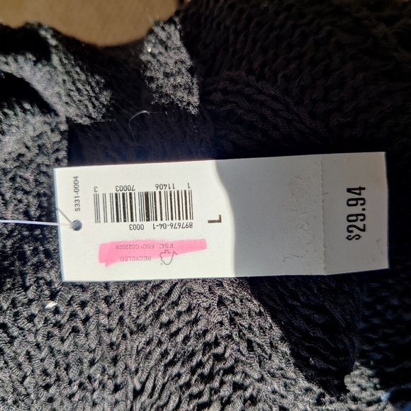 Old Navy Sweater - Picture 6 of 7